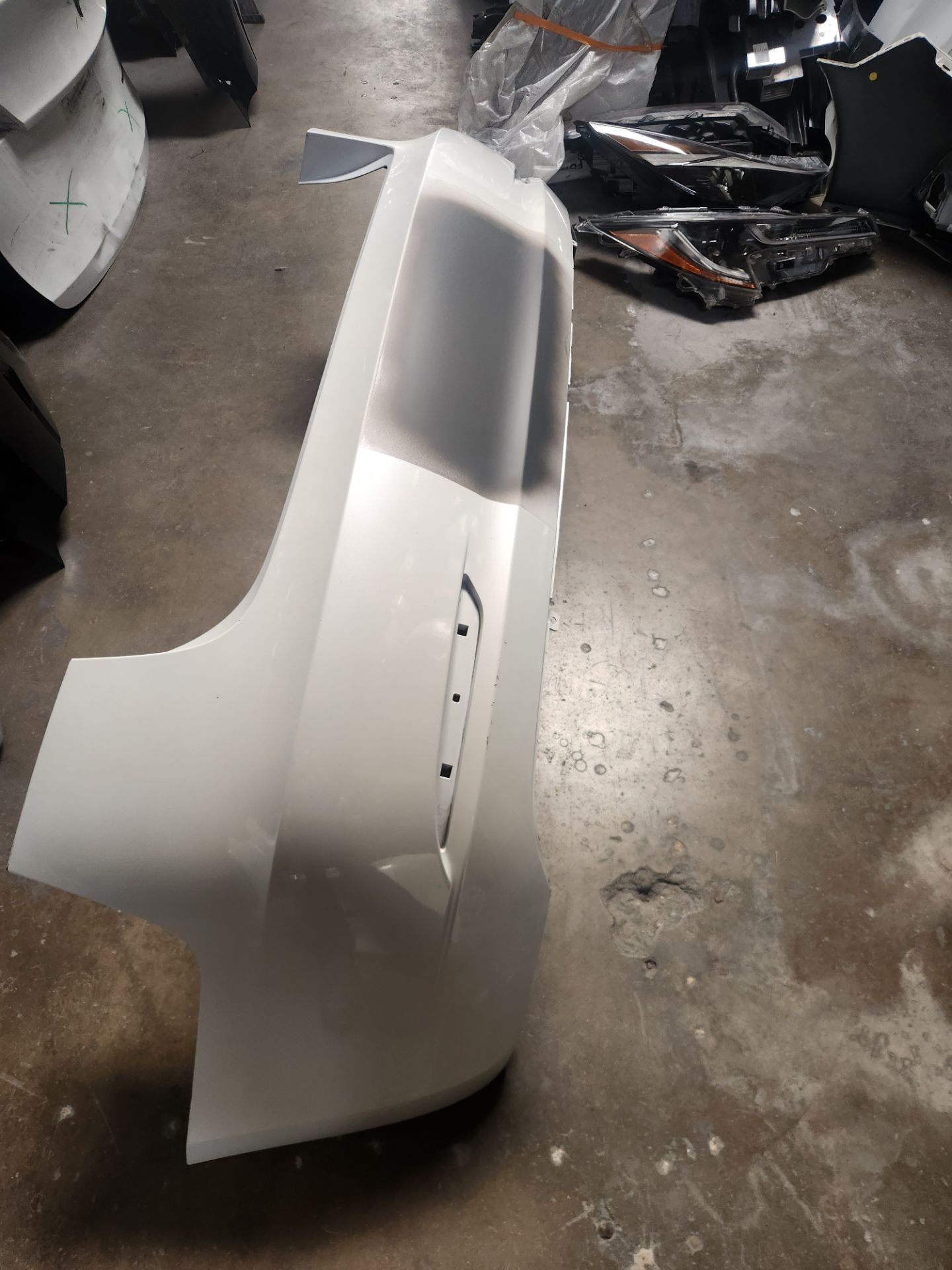 2023 Tesla Model 3 rear bumper oem