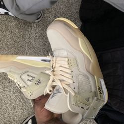 Off White Jordan 4’s Best Offer 