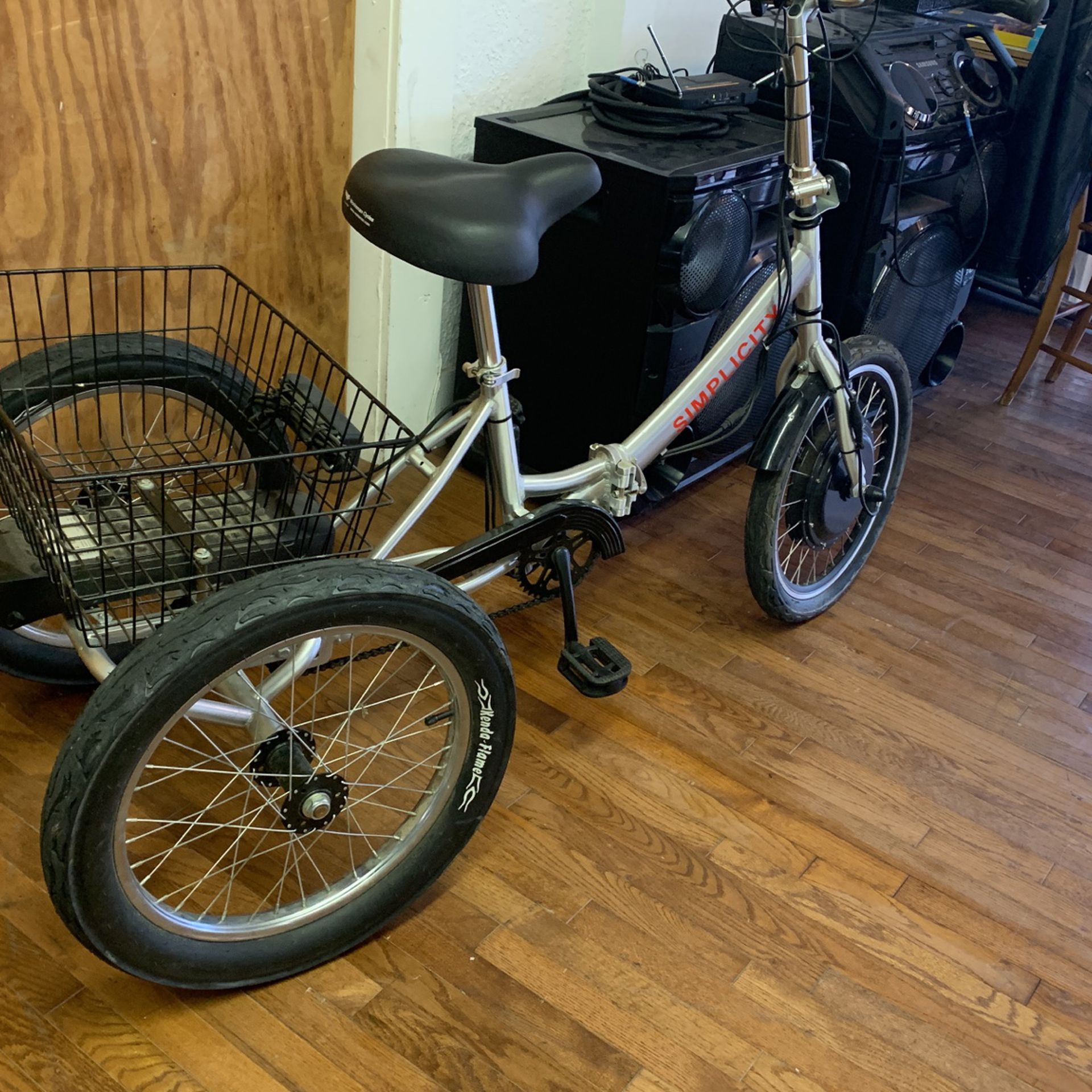 Simplicity Adult Electric Tricycle 