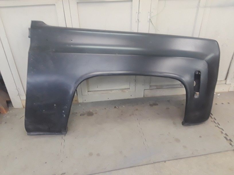 Pass Front Fender