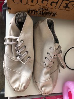 TOMS Brand New for Men size 10