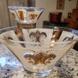 Vintage Holiday Chip And Dip Bowl