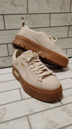 Women's Puma Sneakers