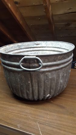 Wash Tub, vintage...