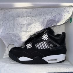 Jordan 4 White Thunder