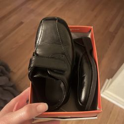 Boys Dress Shoes - Size 7