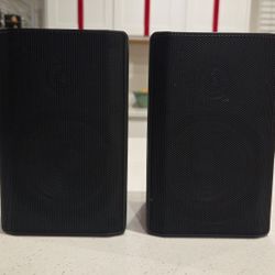 Insignia ns-iops22 2 way indoor/outdoor satellite speakers