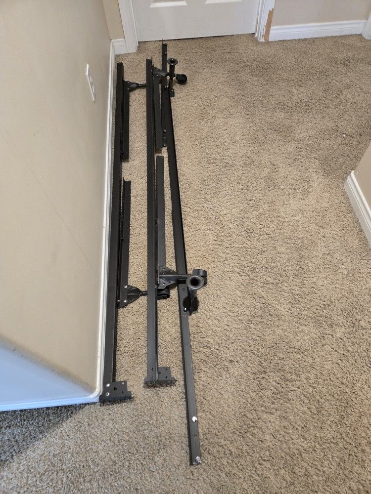 Queen/King Bed Frame