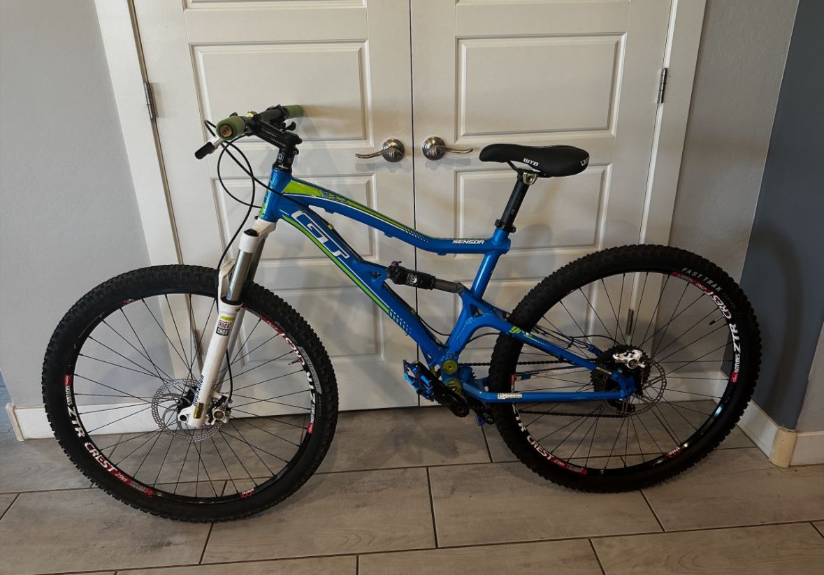 Easton GT Mountain bike - REVCON - ROCKSHOX