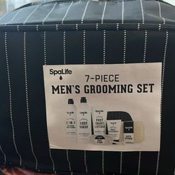 7-Piece Men’s Grooming Set