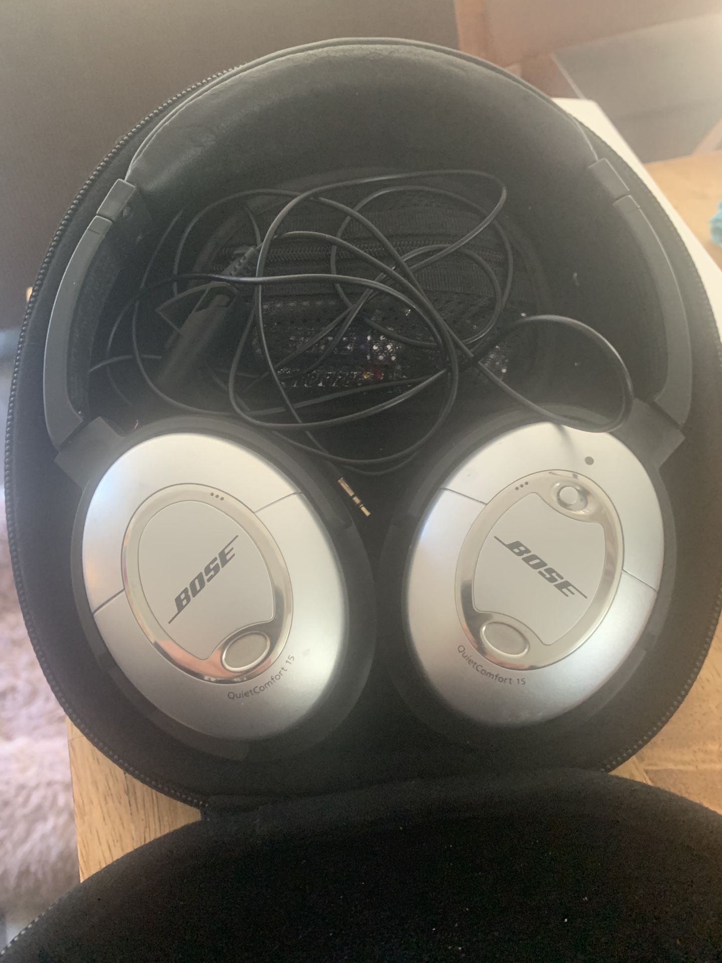 Bose. Quiet 15 Noise Canceling Headphones 