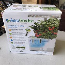 AeroGarden In-Home Garden System - Grow Vegetables & Herbs 