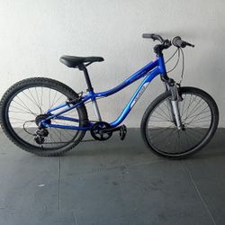 BICYCLE SPECIALIZED 7 SPEED BRAND NEW 