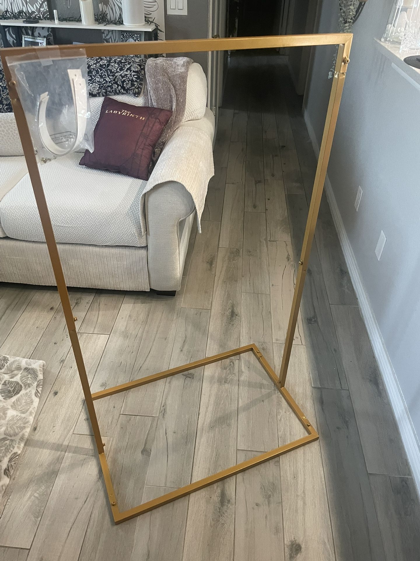 Gold Sign Hanger