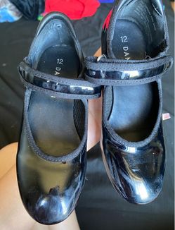 Girl tap shoes