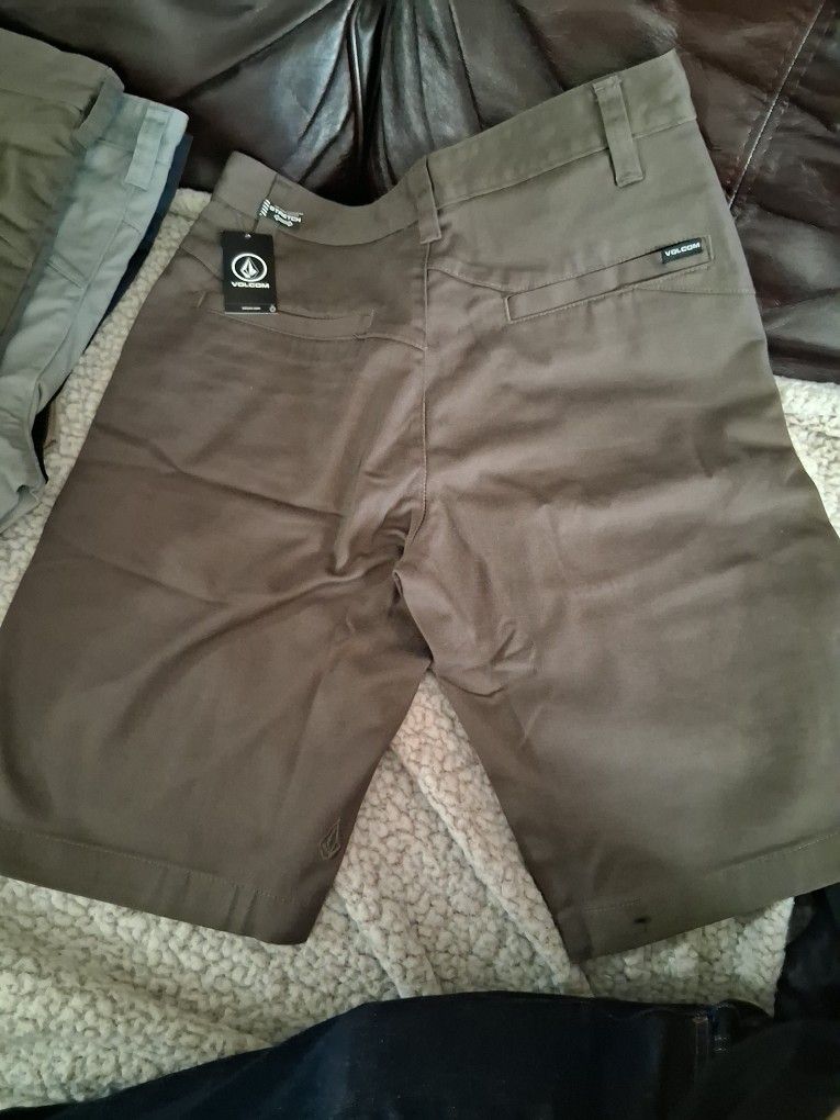 Volcom Skinny Jean And Shorts