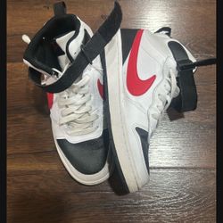Nike HIGHTOP 