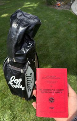 Titleist Staff Golf Bag with 1988 PGA Booklet