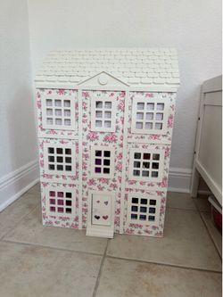 Pottery Barn Dollhouse