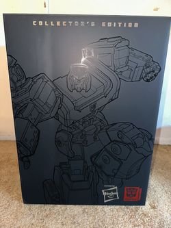 Robosen Transformers Megatron