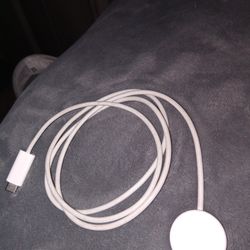 Apple Watch Lighting Fast Charger 44mm Like New