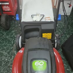Toro Brushless 60v 5.0 Battery Powered $525.00 New With Bag 