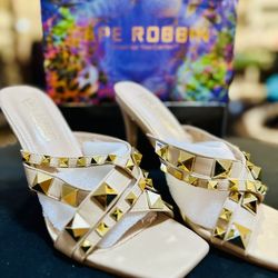 Cape Robbin Gold Studded Cream RubyWoo Heels New Size 8.5