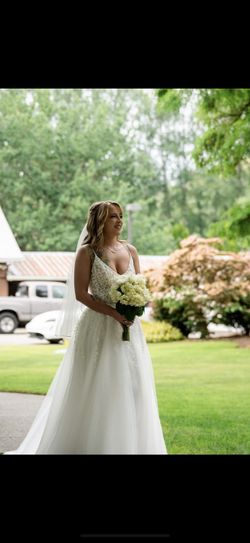 Wedding dress