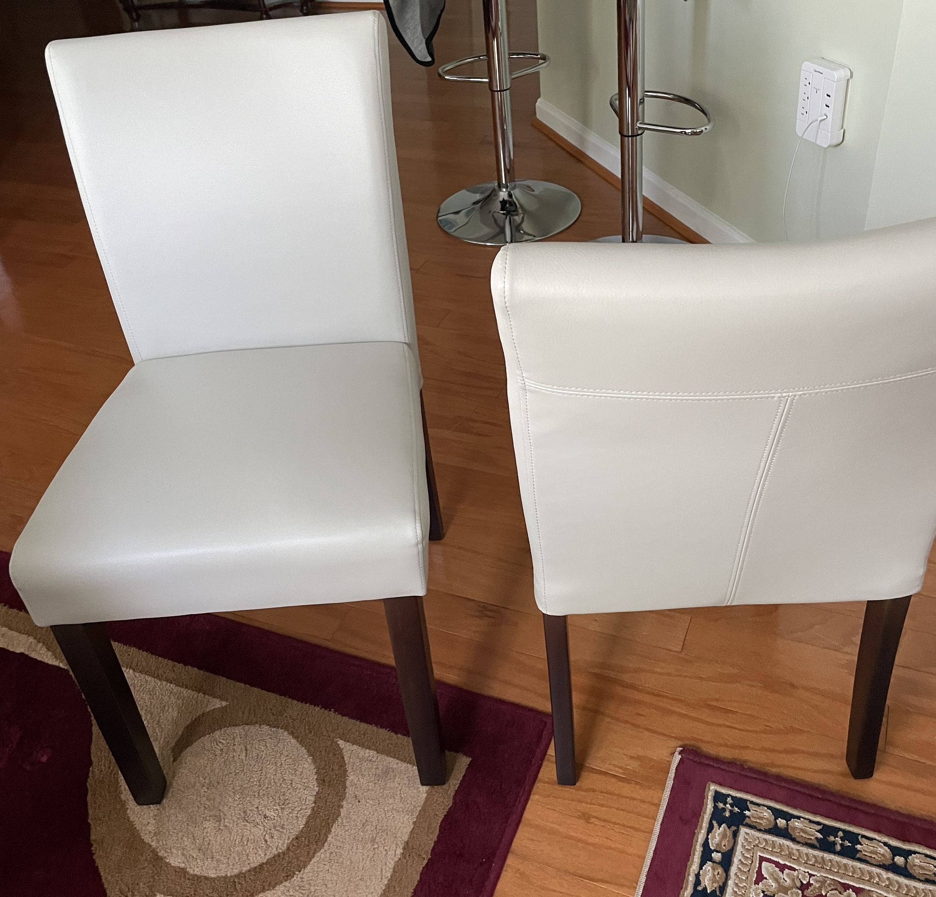 Set Of 4 Brand New Dining Room Chairs. Still In Original Boxes