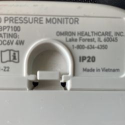Omron Micro life Blood Pressure Monitor BP7100 for Sale in San Jose, CA -  OfferUp