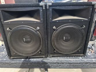 2 speakers