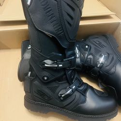 Sidi Adventure 2 Gore Tex motorcycle boots