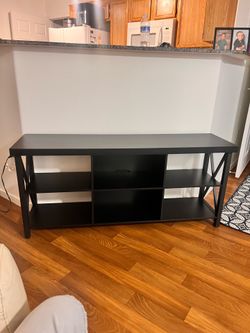 Entertainment center