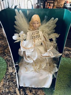 Angle lighted tree top