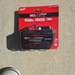 Milwaukee Red Lithium Forge M18 