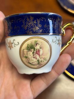 Italian fine porcelain set of 4