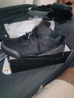 Air Jordan 4 Black Cat Sneakers