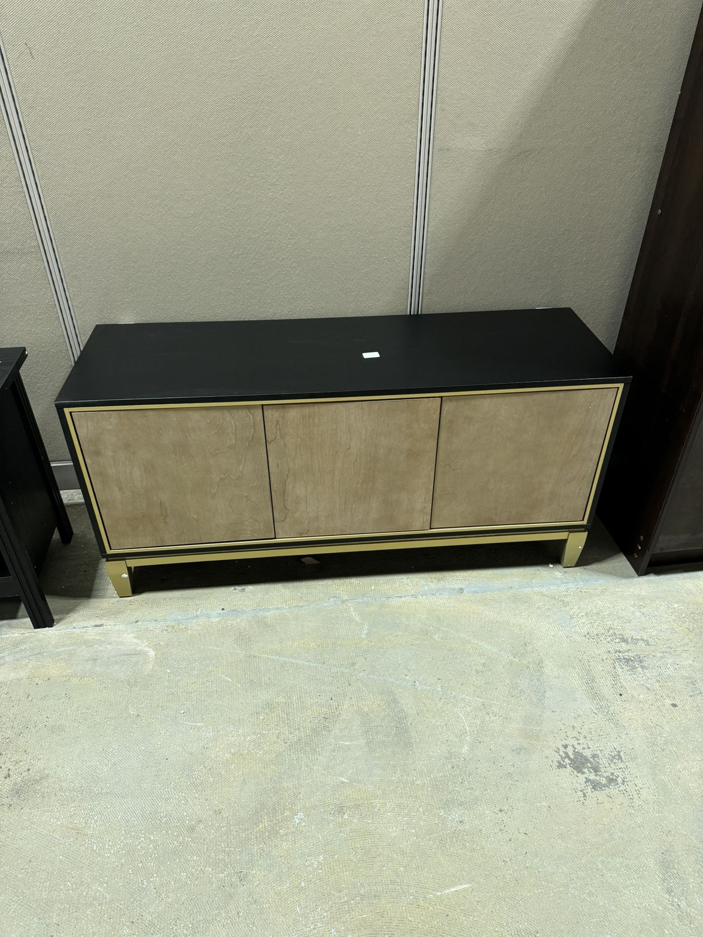 Brand New Assemble Tv Stand