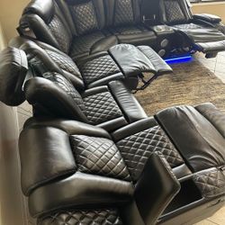 Black Leather Reclining Sectional Couch Set 🌟 Fast Delivery 🚚⭐$39 Down Payment with Financing ⭐ 90 Days same as cash