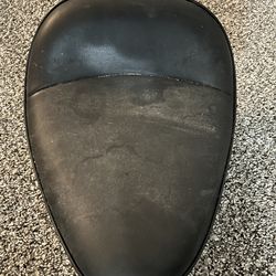 1980's Honda Rebel 450 seat