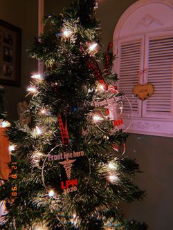 Personalize Christmas ornaments