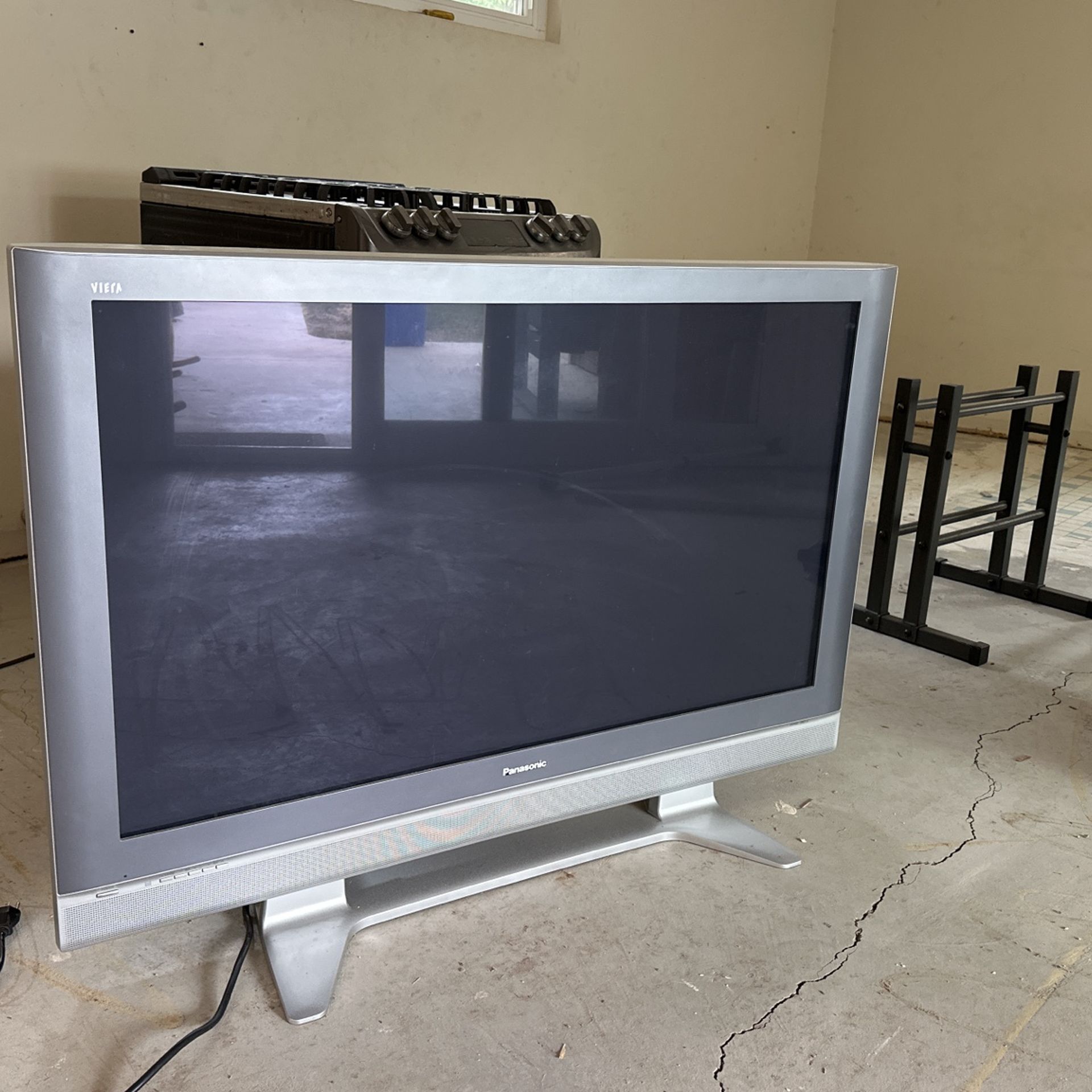 Panasonic “Viera” Plasma 50” Flatscreen TV