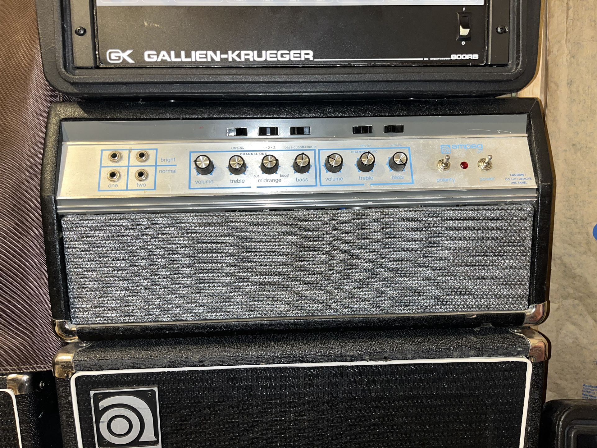 69-71 Ampeg SVT 300 Watt Blue Line Bass Amplifier