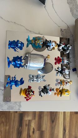 Looney Tunes Mirror