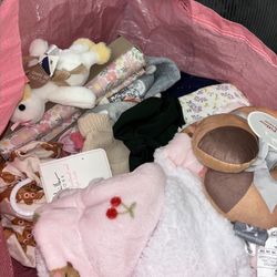 Bag of full baby girl cloths 0-9  and blankets