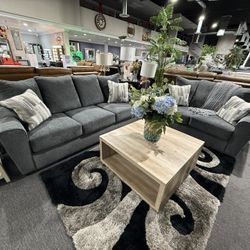 2 Pc Sofa And Loveseat 