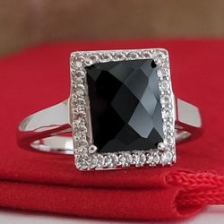 ❤️925 Size 7 Beautiful Sterling Silver Onyx and White Topaz Ring!/ Anillo de Plata con Onix y Topacio! 👌🎁Post Tags: Sterling Silver