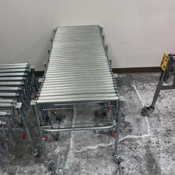 2x Gravity Roller Conveyer