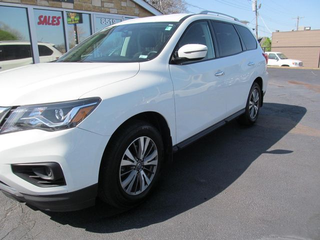 2017 Nissan Pathfinder