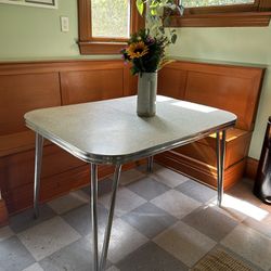 1950s Retro Formica Dinette Table with Leaf Extension